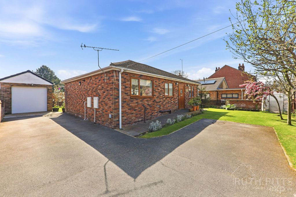 Property photo 1 of 25