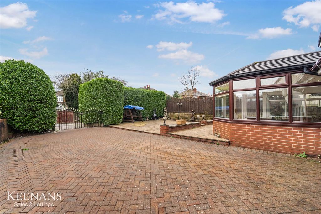Property photo 2 of 54 25.Jpg