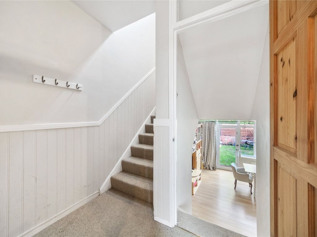 Property photo 3 of 8 Img_1366 (002)