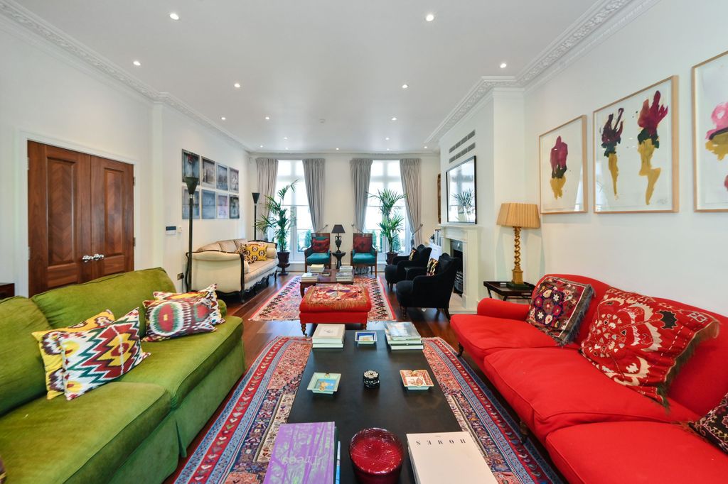 Property photo 2 of 28