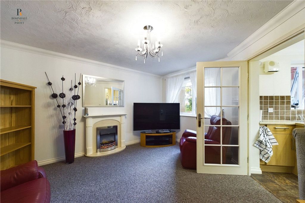 Property photo 2 of 20 Picture No. 18