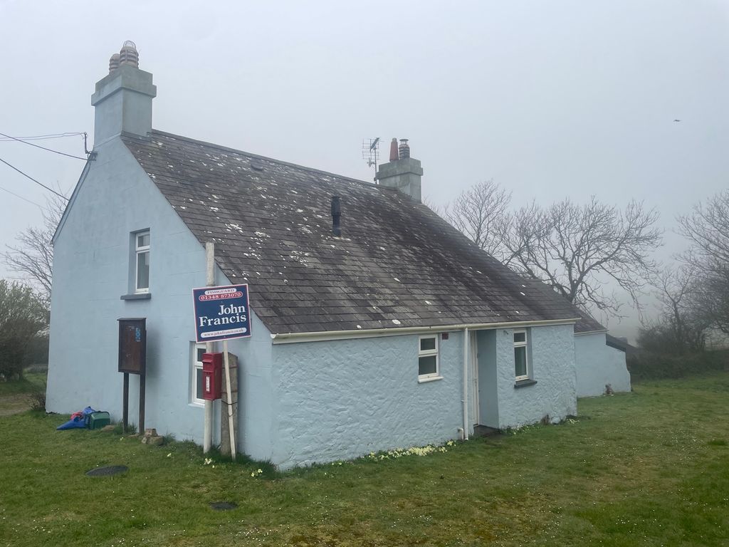 Property photo 2 of 18