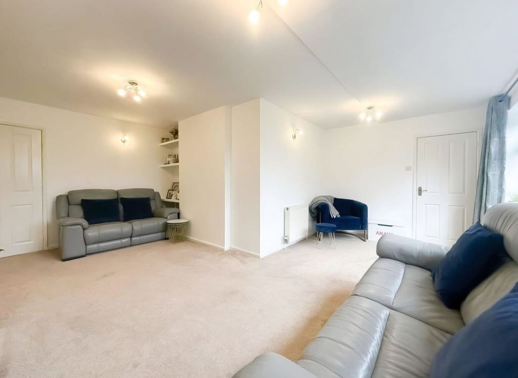 Property photo 3 of 29