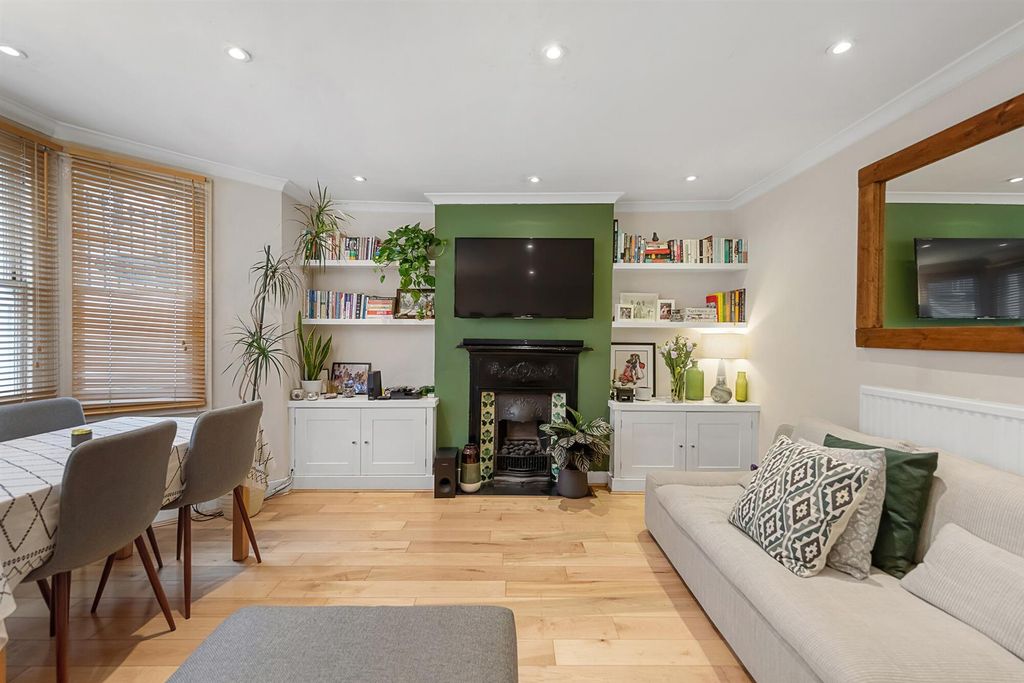 Property photo 3 of 29 14311_00496113.Jpg