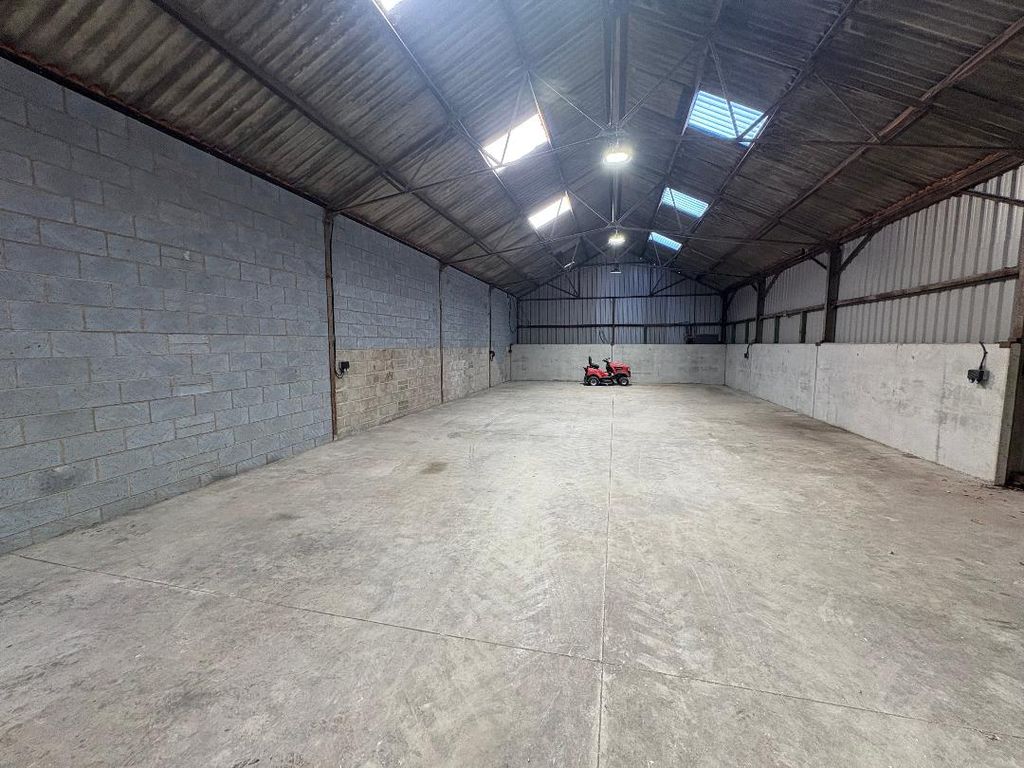 Property photo 3 of 6 Photo 3