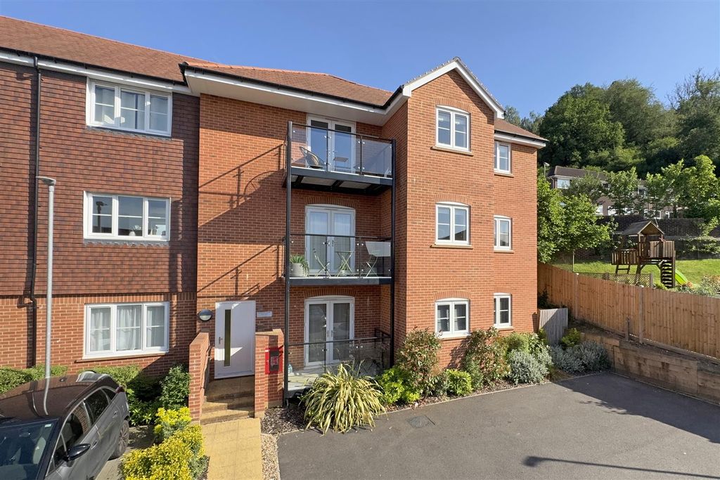 Property photo 1 of 16 Img_8867.Jpg