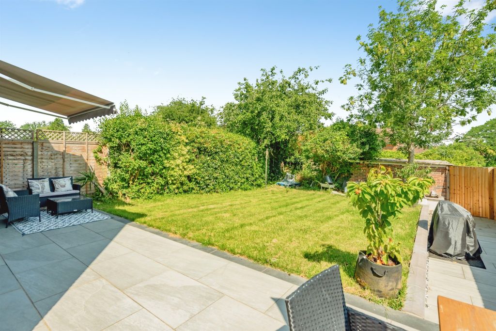 Property photo 2 of 18