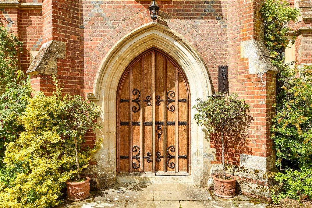 Property photo 2 of 22 External Feature