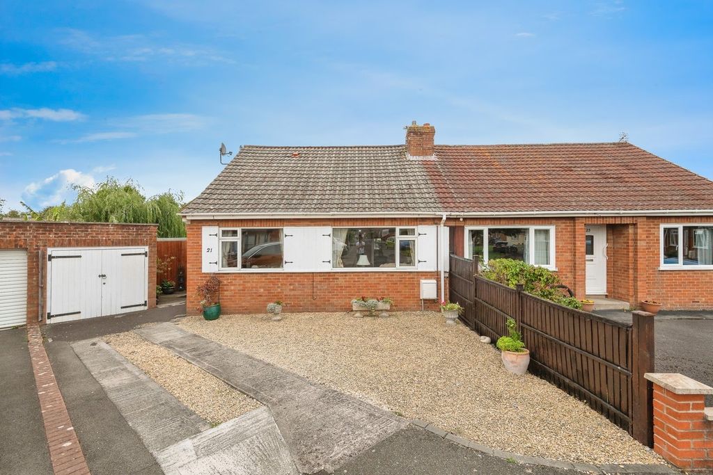 Property photo 1 of 20