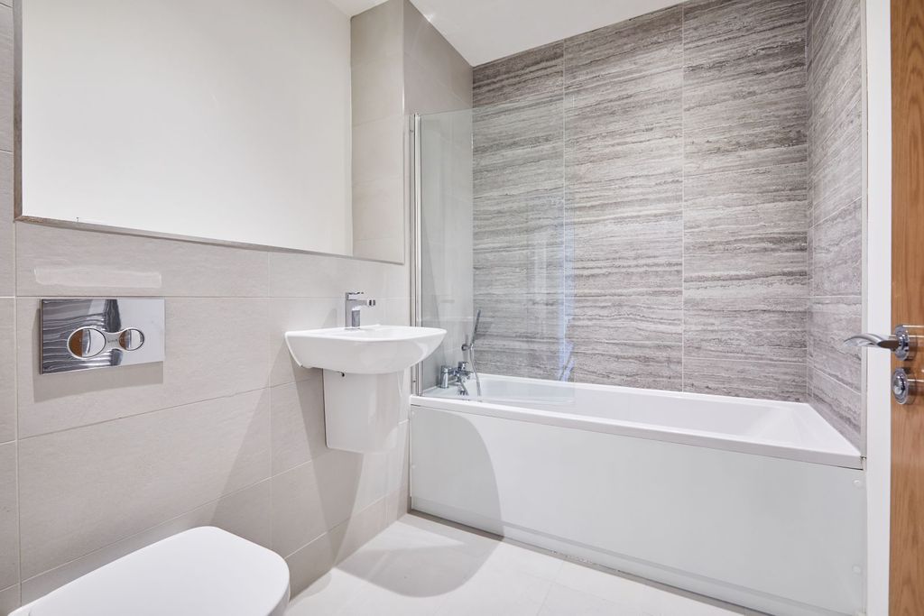 Property photo 2 of 4