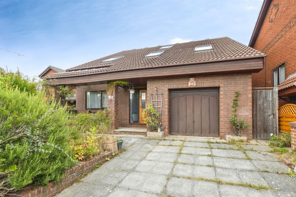 Property photo 1 of 17