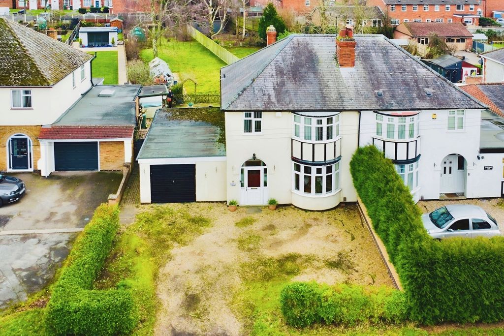 Property photo 2 of 30