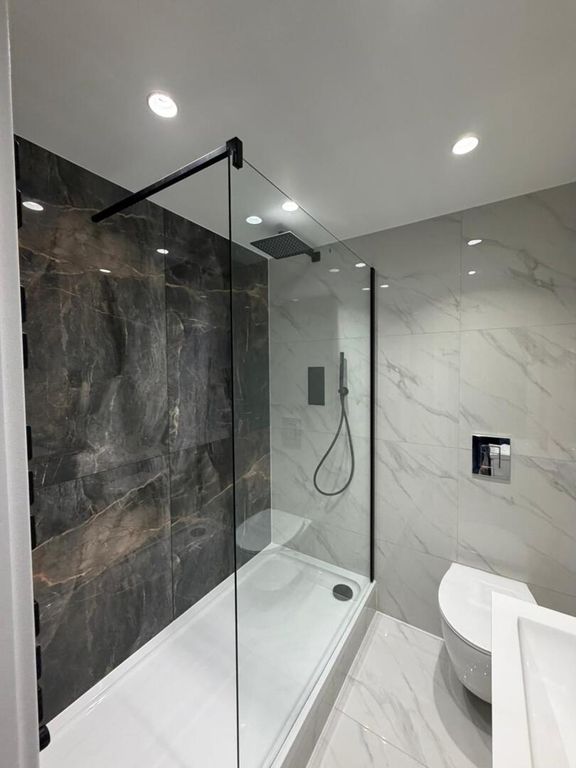 Property photo 3 of 4 Bathroom