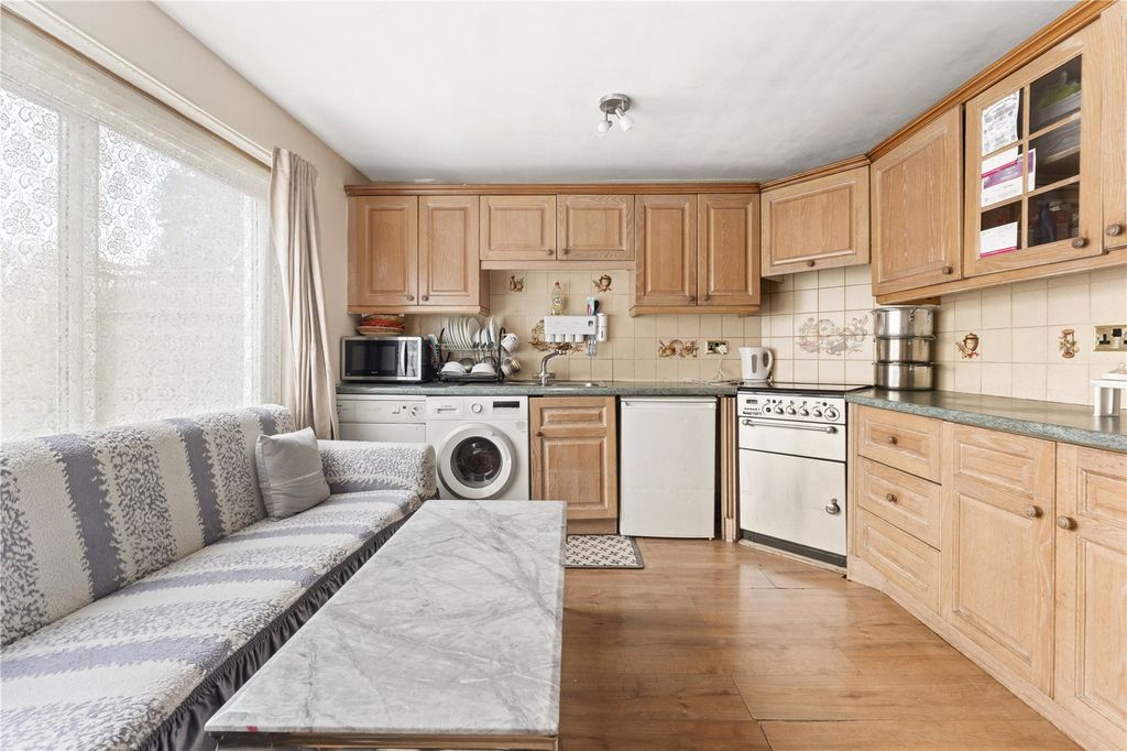 Property photo 3 of 17 Picture No. 19