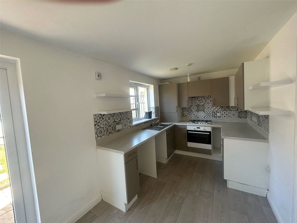 Property photo 3 of 9 Picture No. 49
