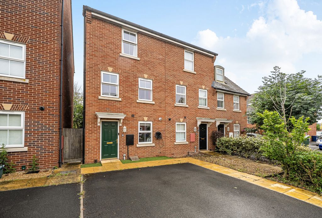 Property photo 1 of 14 1470728-19-6A200E...