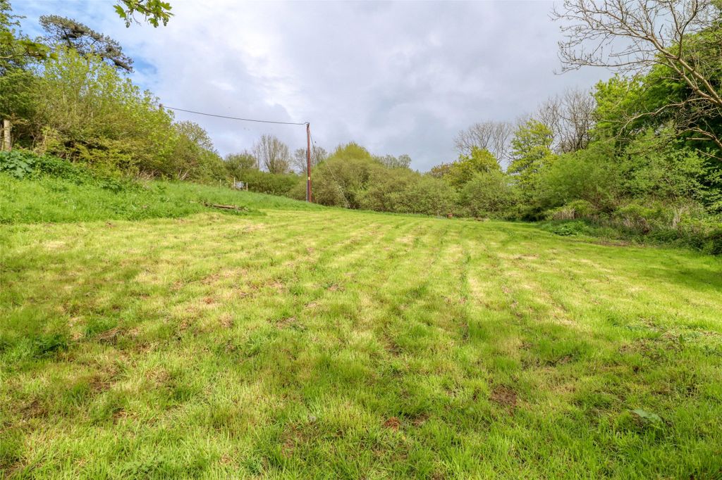Property photo 2 of 44 Picture No. 42