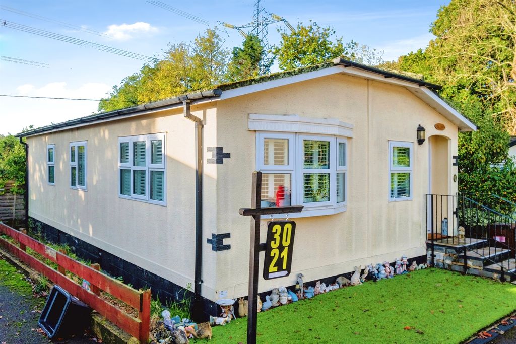 Property photo 1 of 25