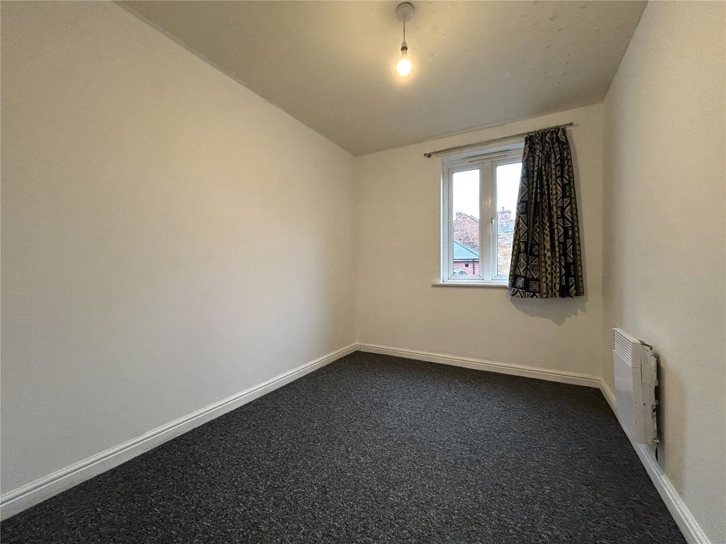 Additional image 4 of 2 bed flat to rentCharlotte Court, Highbridge Quay, Highbridge, Somerset TA9