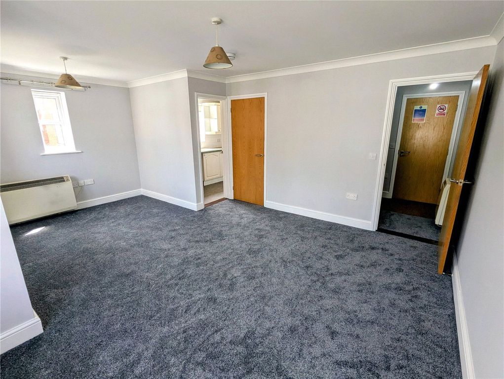 Property photo 3 of 5 Picture No. 02