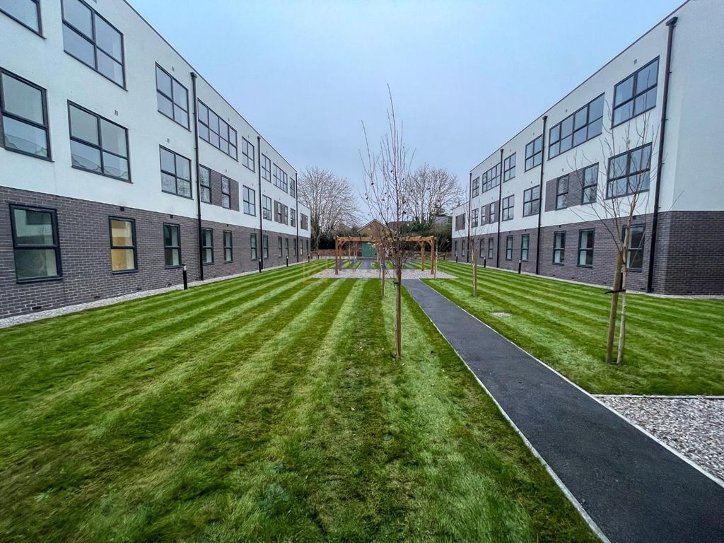 Property photo 1 of 17 17.Jpg