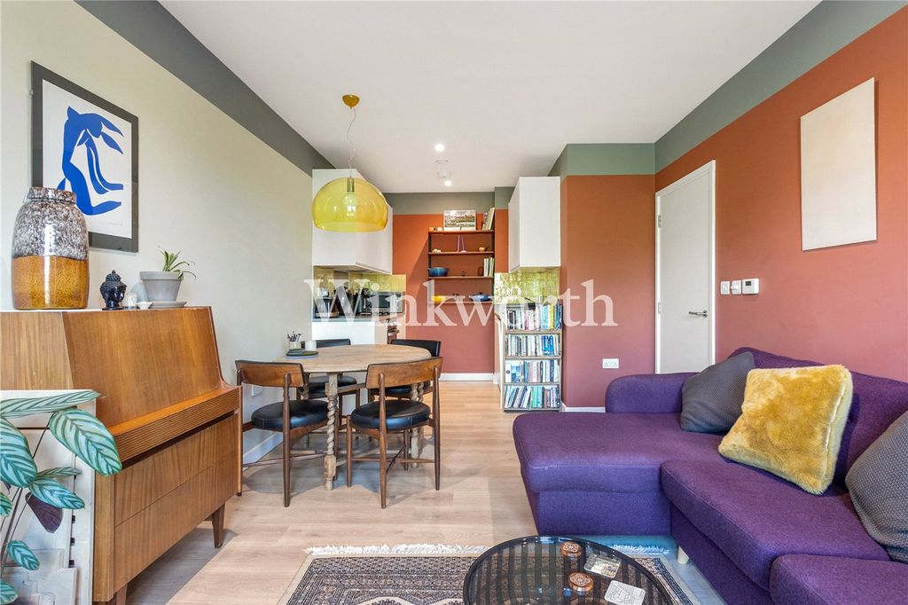Property photo 3 of 14 Picture No. 07