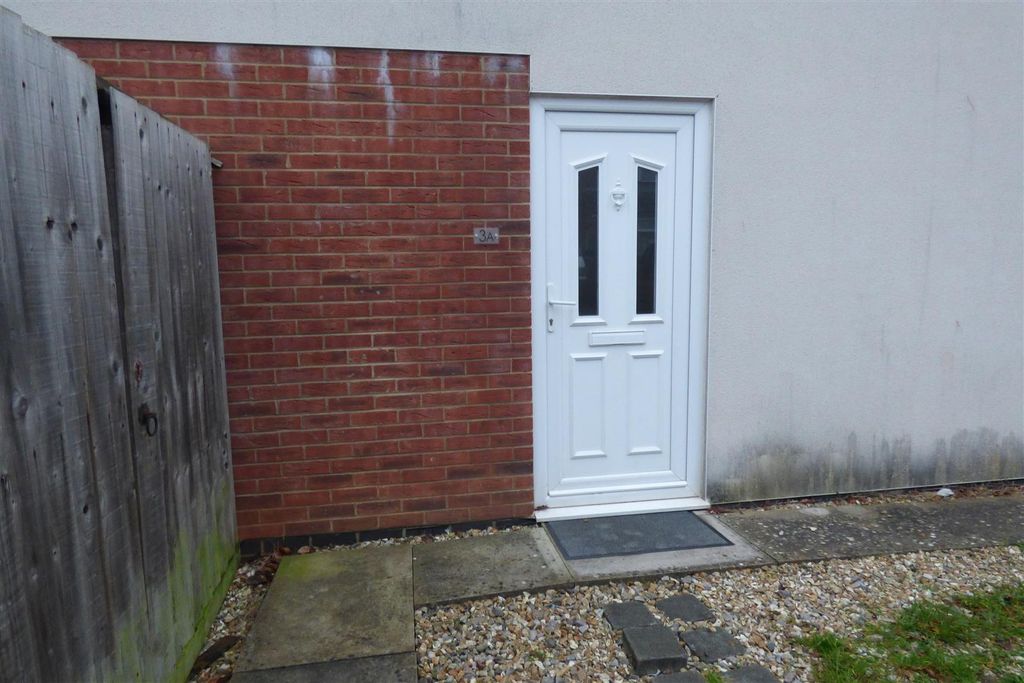 Property photo 3 of 13 P1410190.Jpg