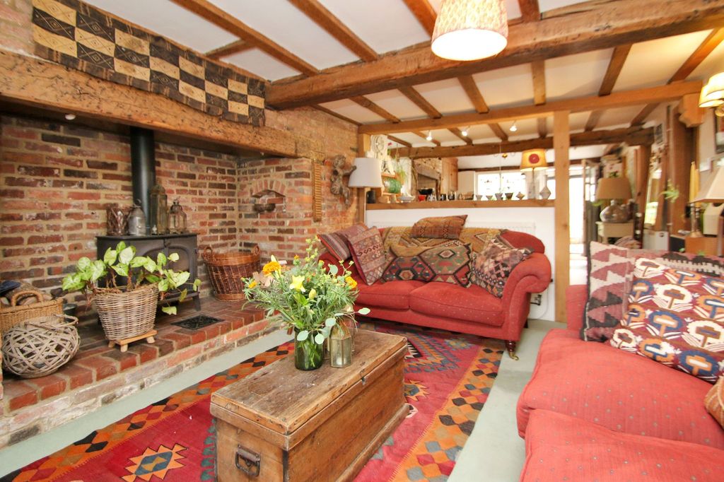 Property photo 3 of 18