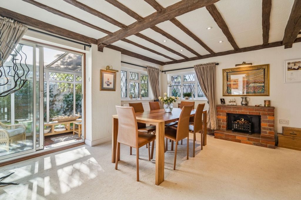 Property photo 2 of 22 Photo 12