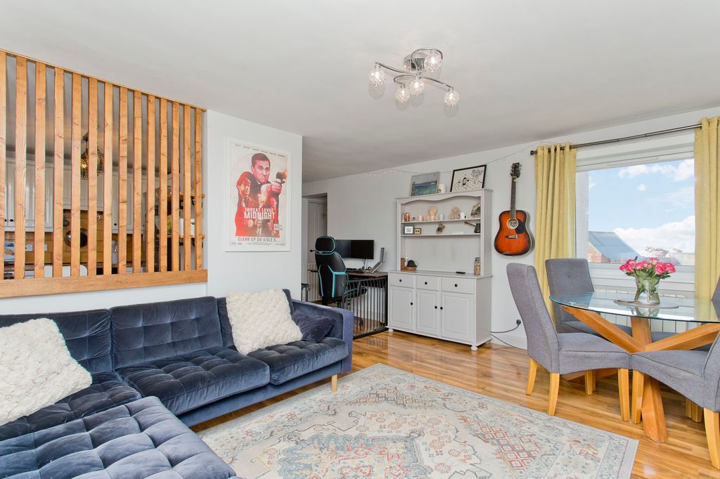 Property photo 3 of 13 Property Image 3