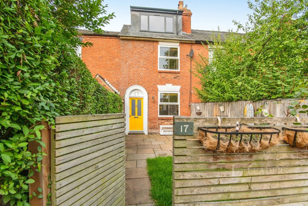Property photo 1 of 19 Pbox-Img.Jpg
