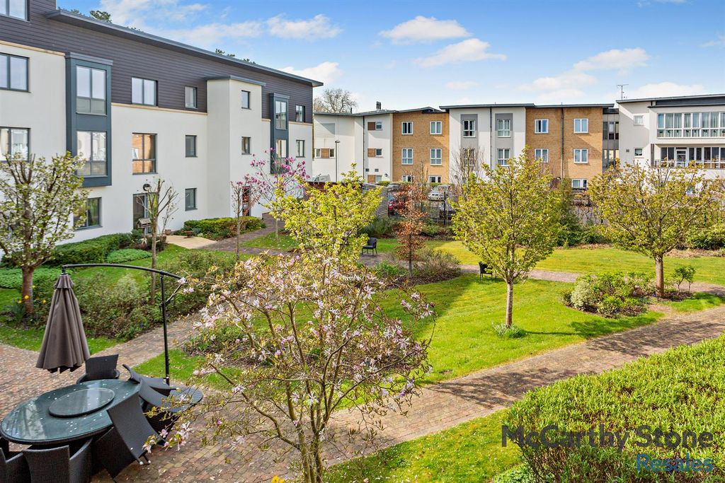 Property photo 1 of 19 Jenner Court