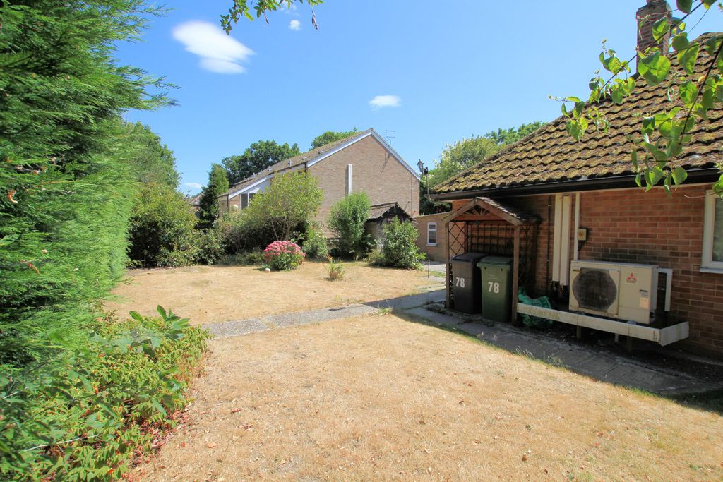Property photo 3 of 10 Picture No. 02