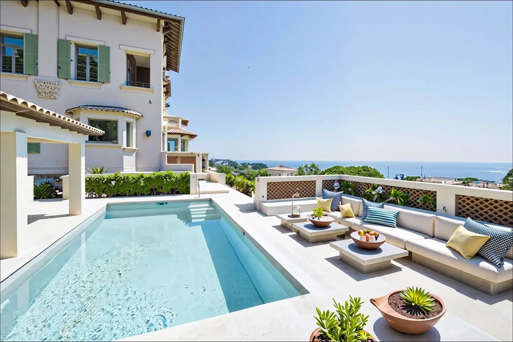 Property photo 2 of 24