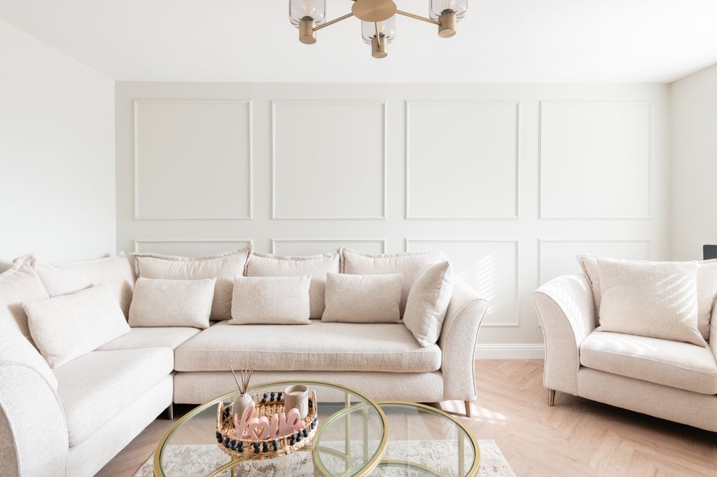 Property photo 2 of 23