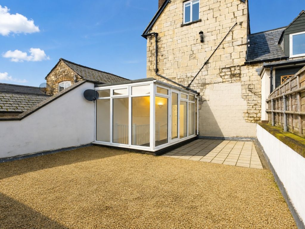 Property photo 1 of 11 Outside Area