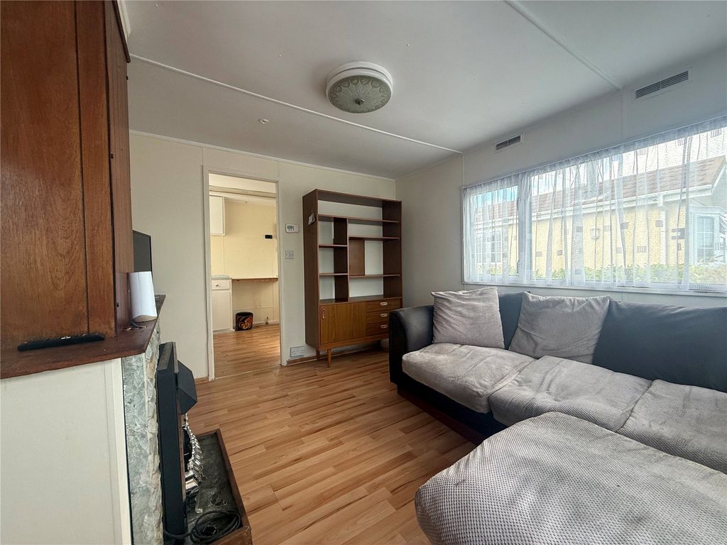 Property photo 3 of 10 Picture No. 08