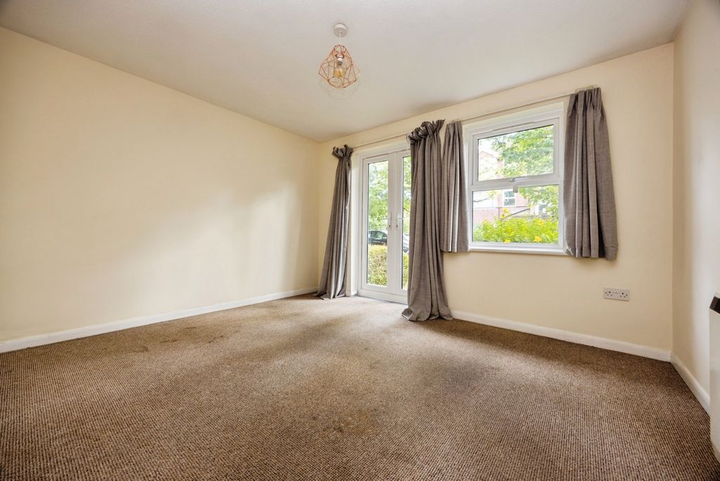 Property photo 3 of 20 Pbox-Img.Jpg