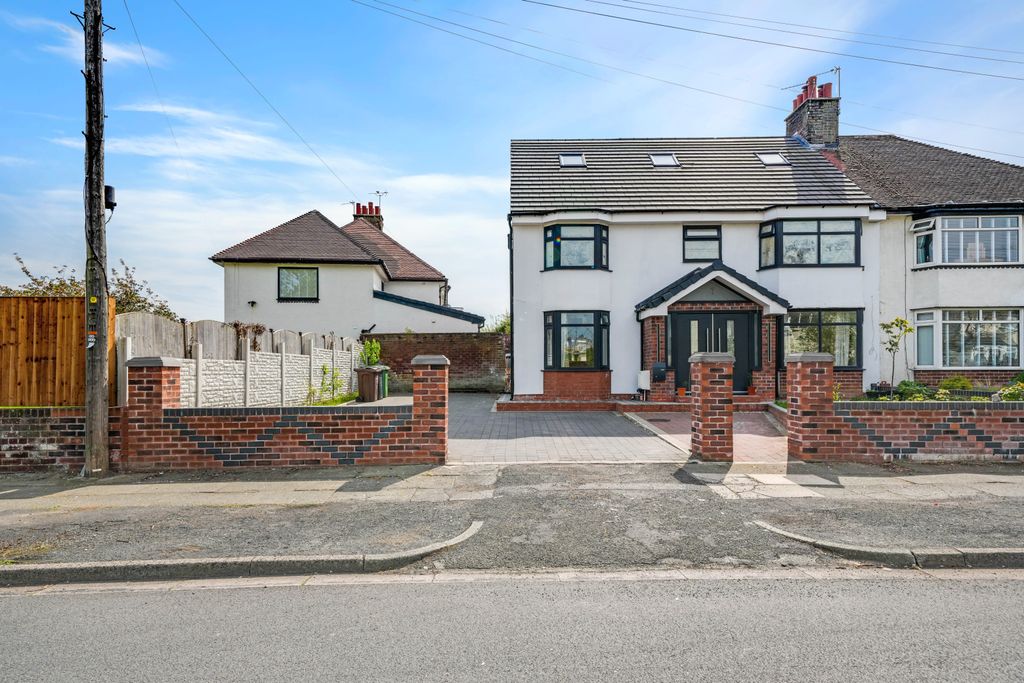 Property photo 2 of 15