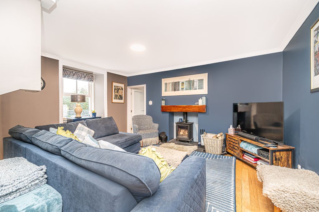 Property photo 3 of 27 Property Image 3