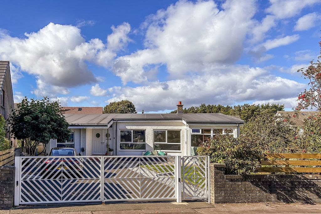 Property photo 1 of 23