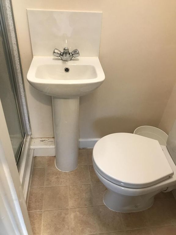 Property photo 3 of 5 WC