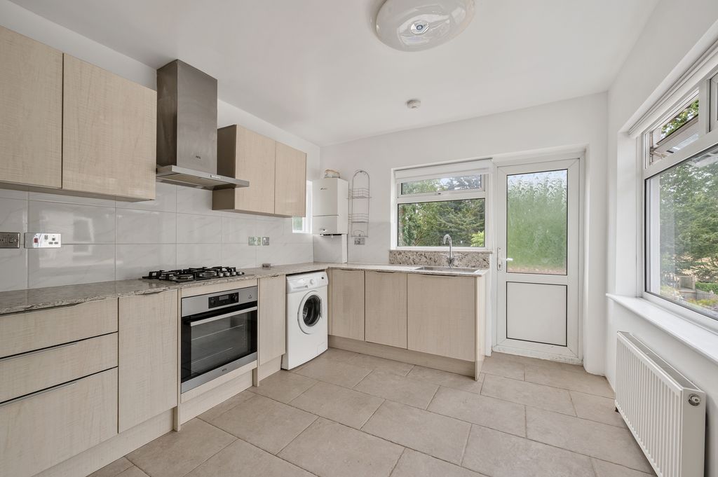 Property photo 2 of 14 Picture No. 07