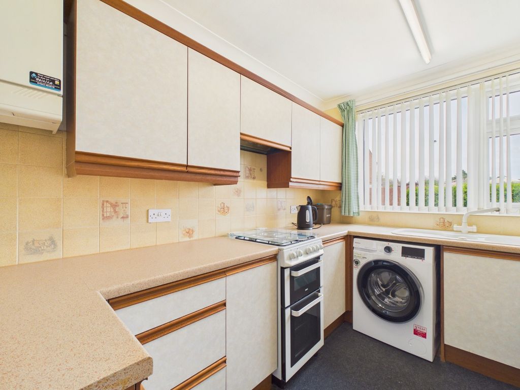 Property photo 2 of 14 5061944