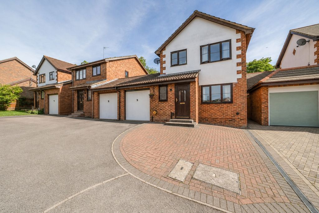 Property photo 1 of 18 Picture No. 12