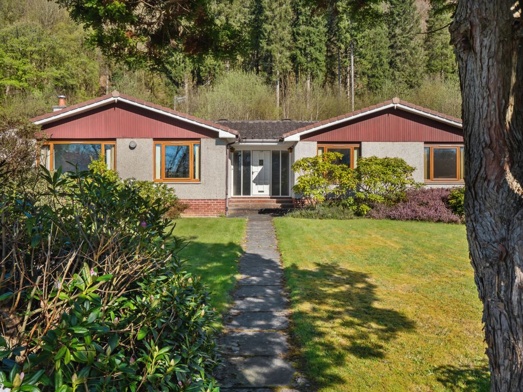 Property photo 1 of 44