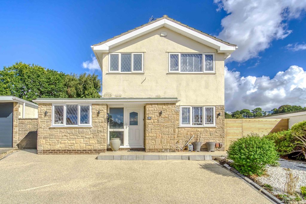 Property photo 1 of 37