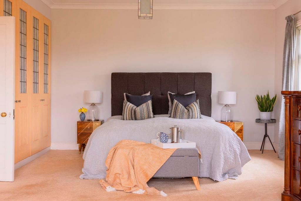 Property photo 3 of 25 Principal Bedroom