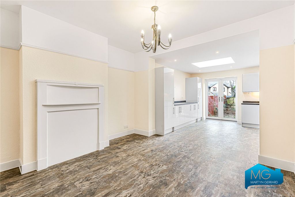 Property photo 2 of 31 Picture No. 04