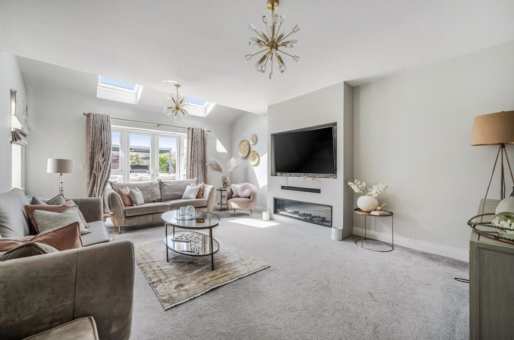 Additional image 16 of 5 bed detached house for saleAster Lea, Warfield, Bracknell RG42